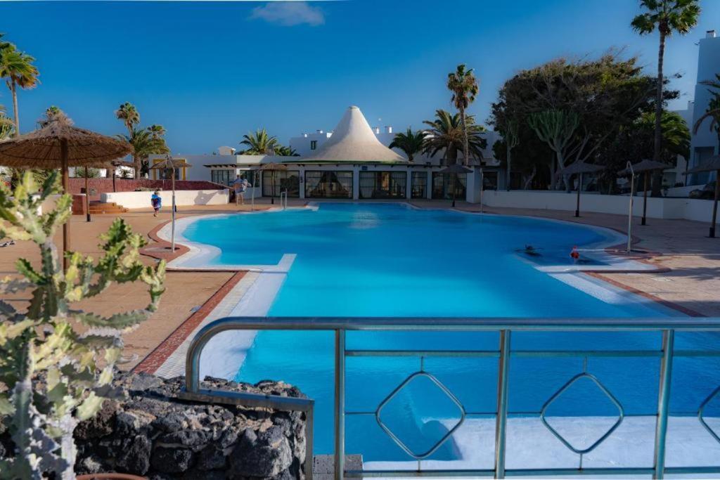 Casa Aguamarin Playa Roca Appartement Costa Teguise Buitenkant foto